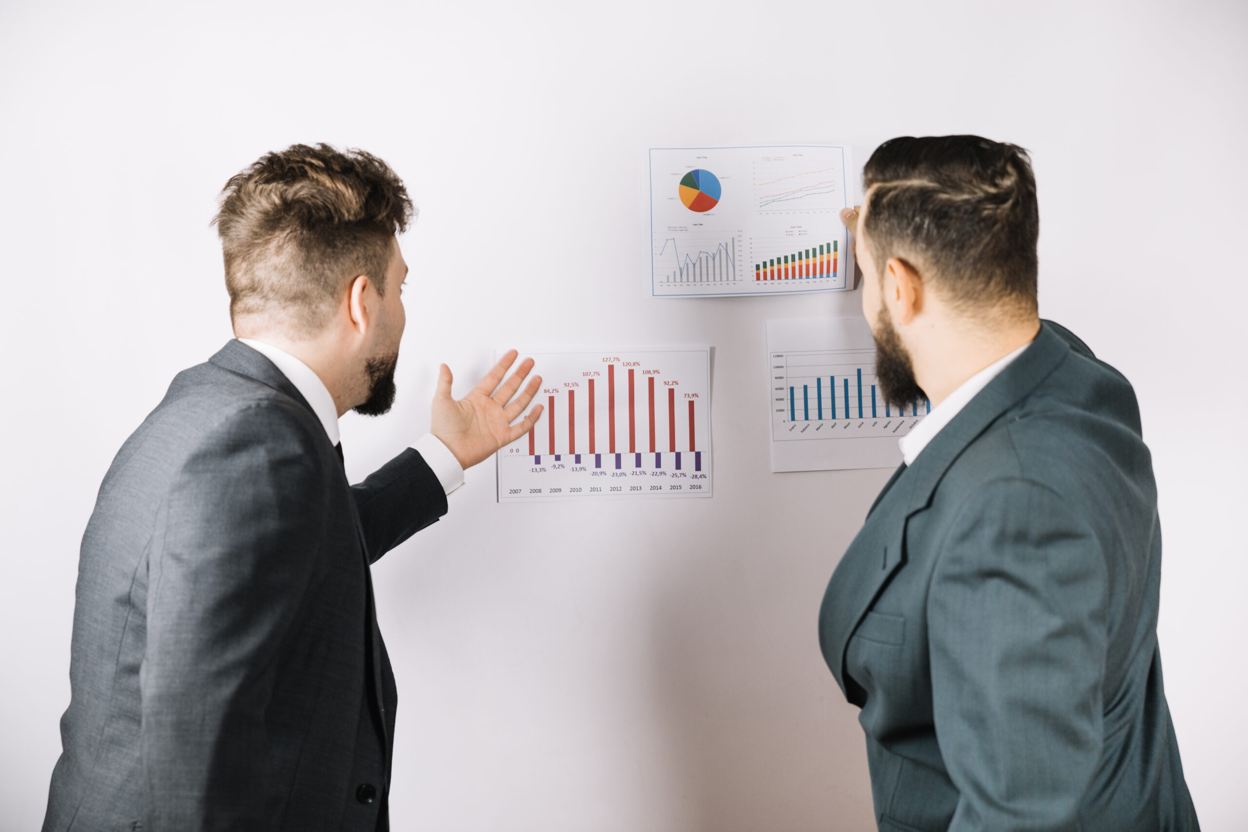 MOIC vs IRR: Which Metric Matters More for SMB Investors